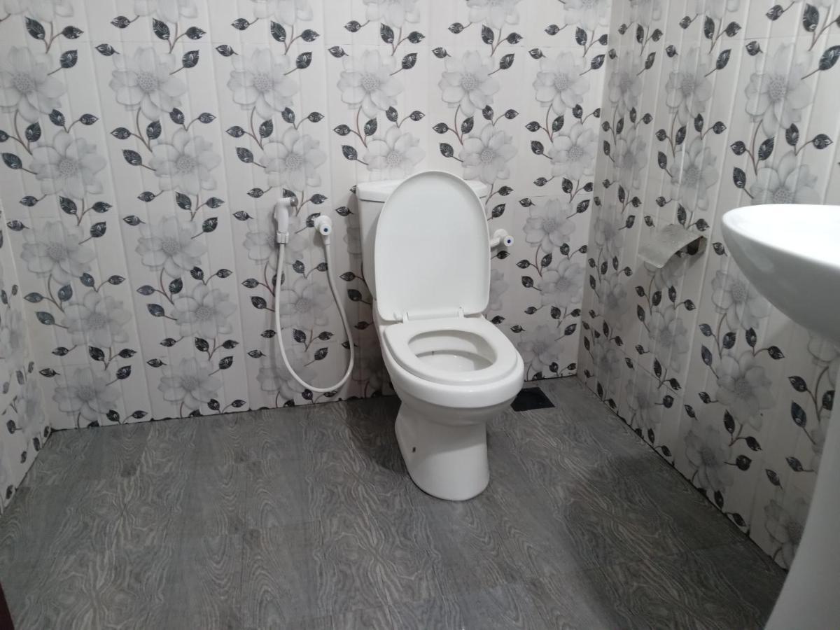 Vibushan Guest House Nilaveli Kültér fotó