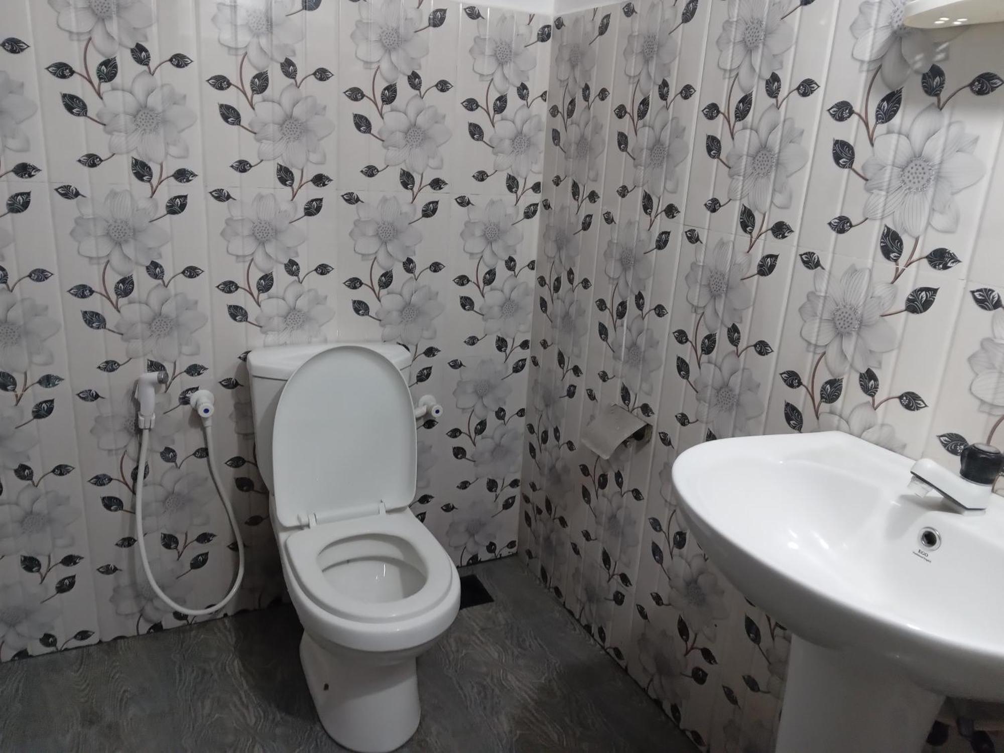 Vibushan Guest House Nilaveli Kültér fotó