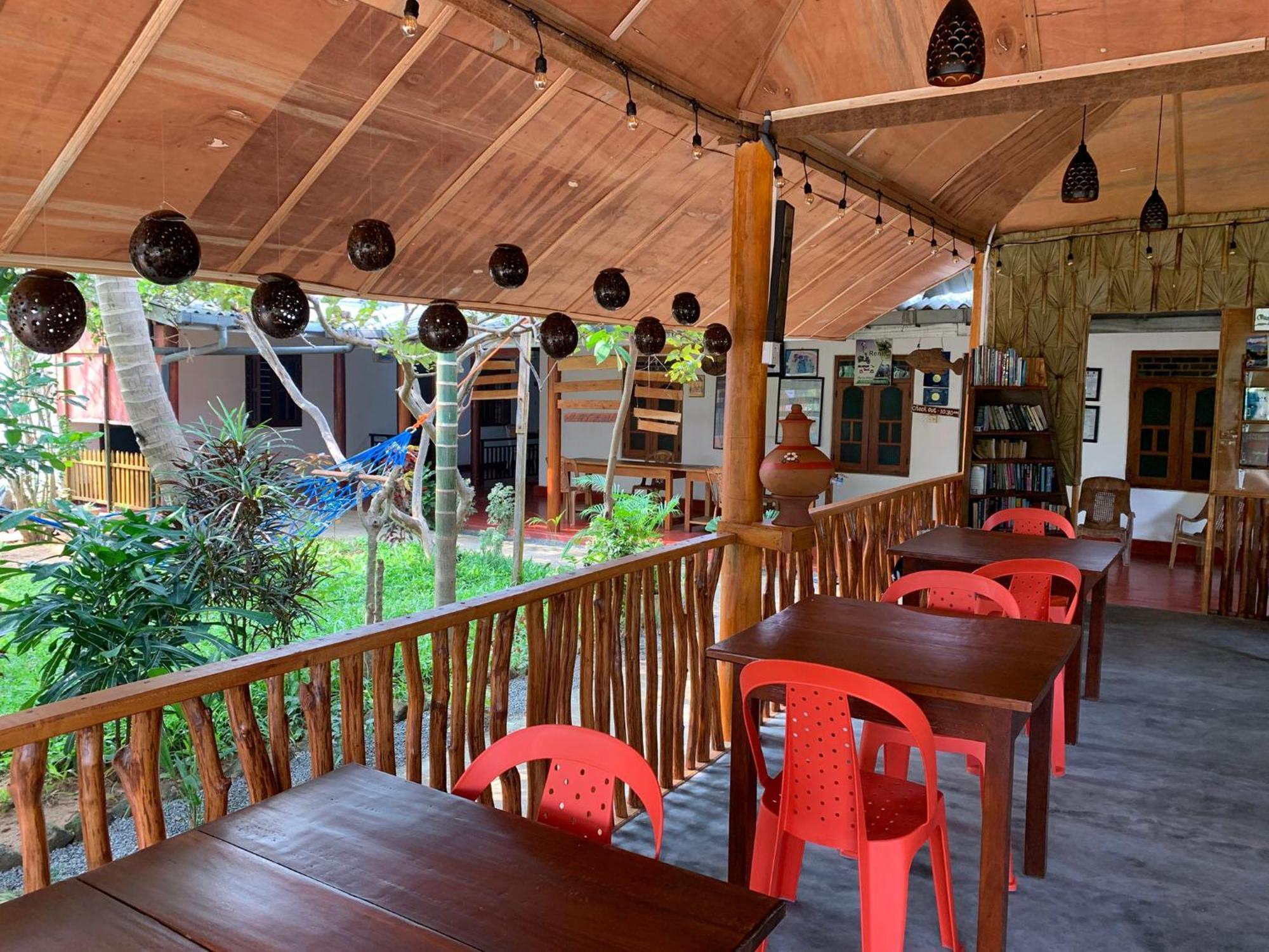 Vibushan Guest House Nilaveli Kültér fotó